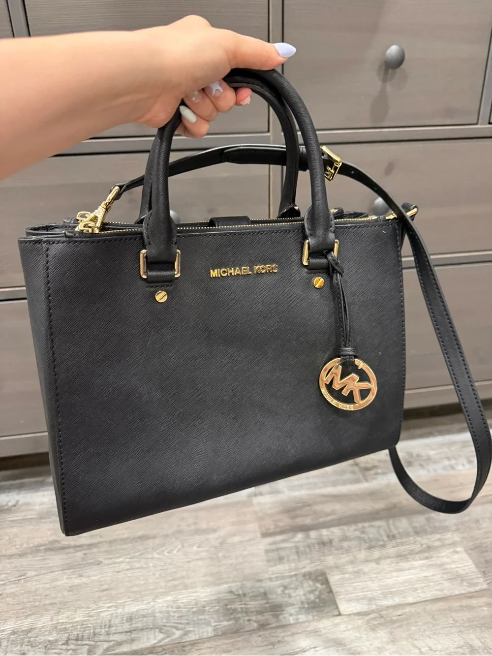 Michael Kors Black Saffiano Satchel with Gold Hardware - Picture 2 of 10